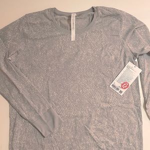 Lululemon Swiftly Breathe Long Sleeve NWT Sweater shirt